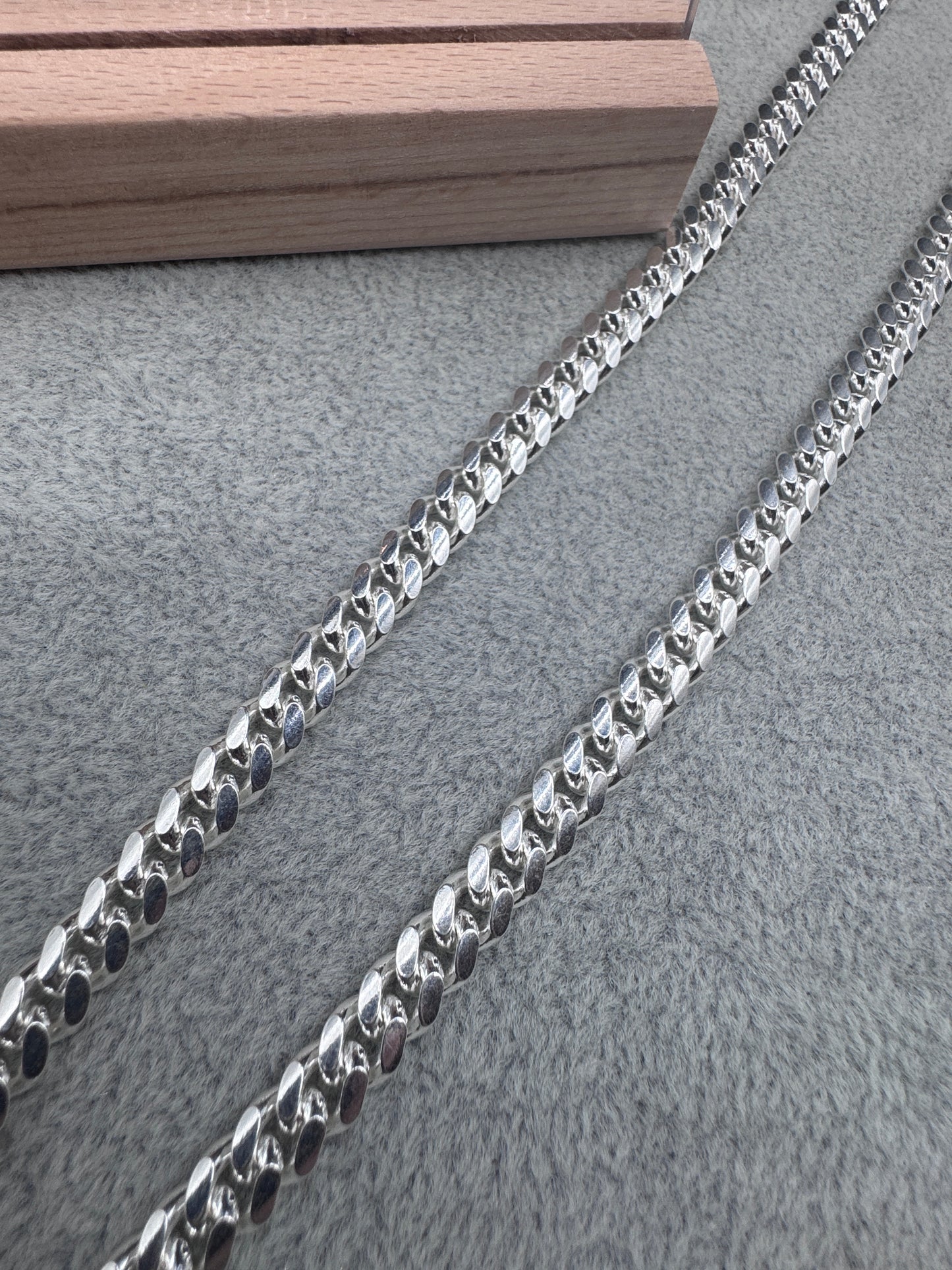 Sterling Silver Cuban Chain Necklace 7mm