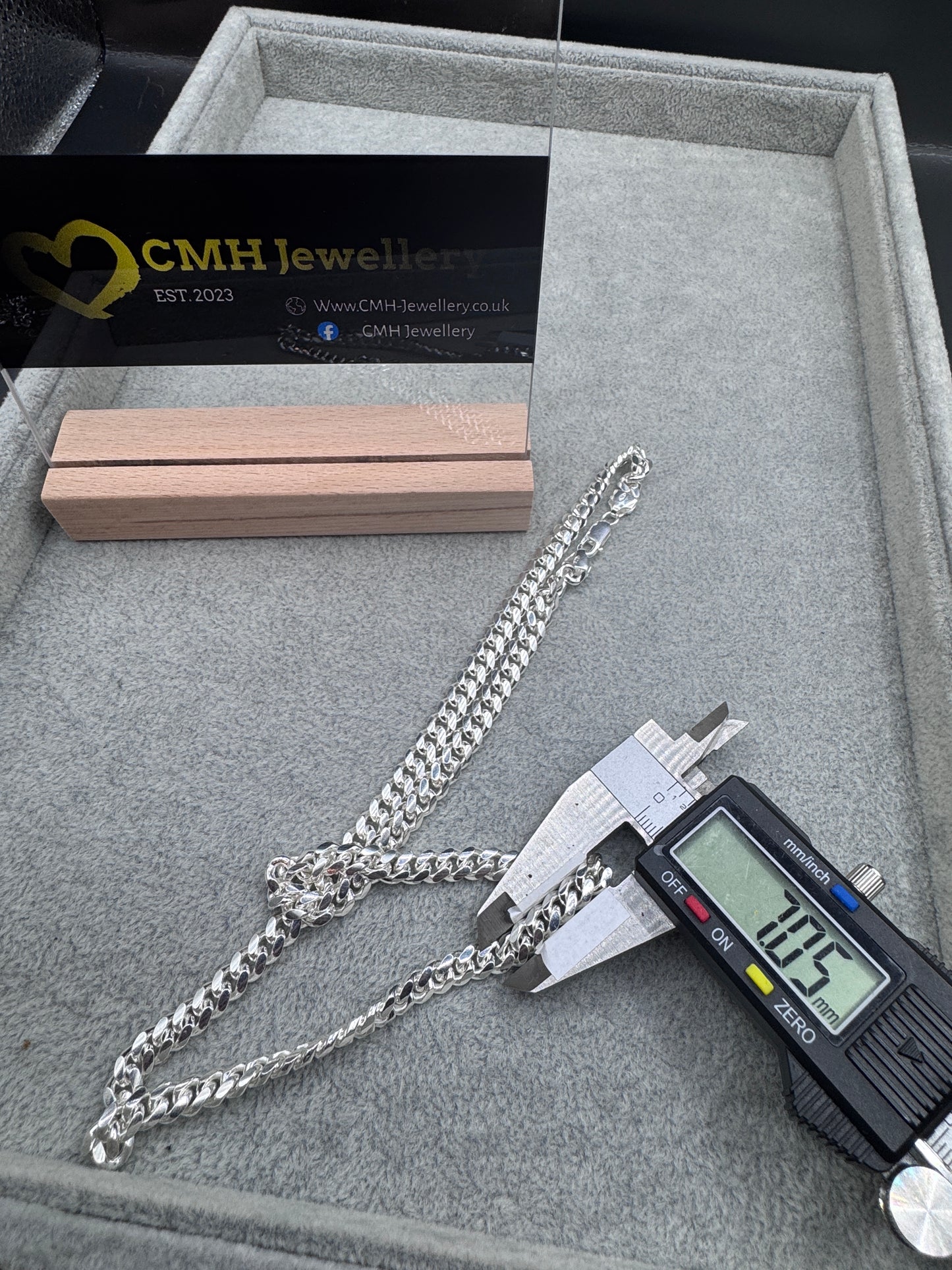 Sterling Silver Cuban Chain Necklace 7mm