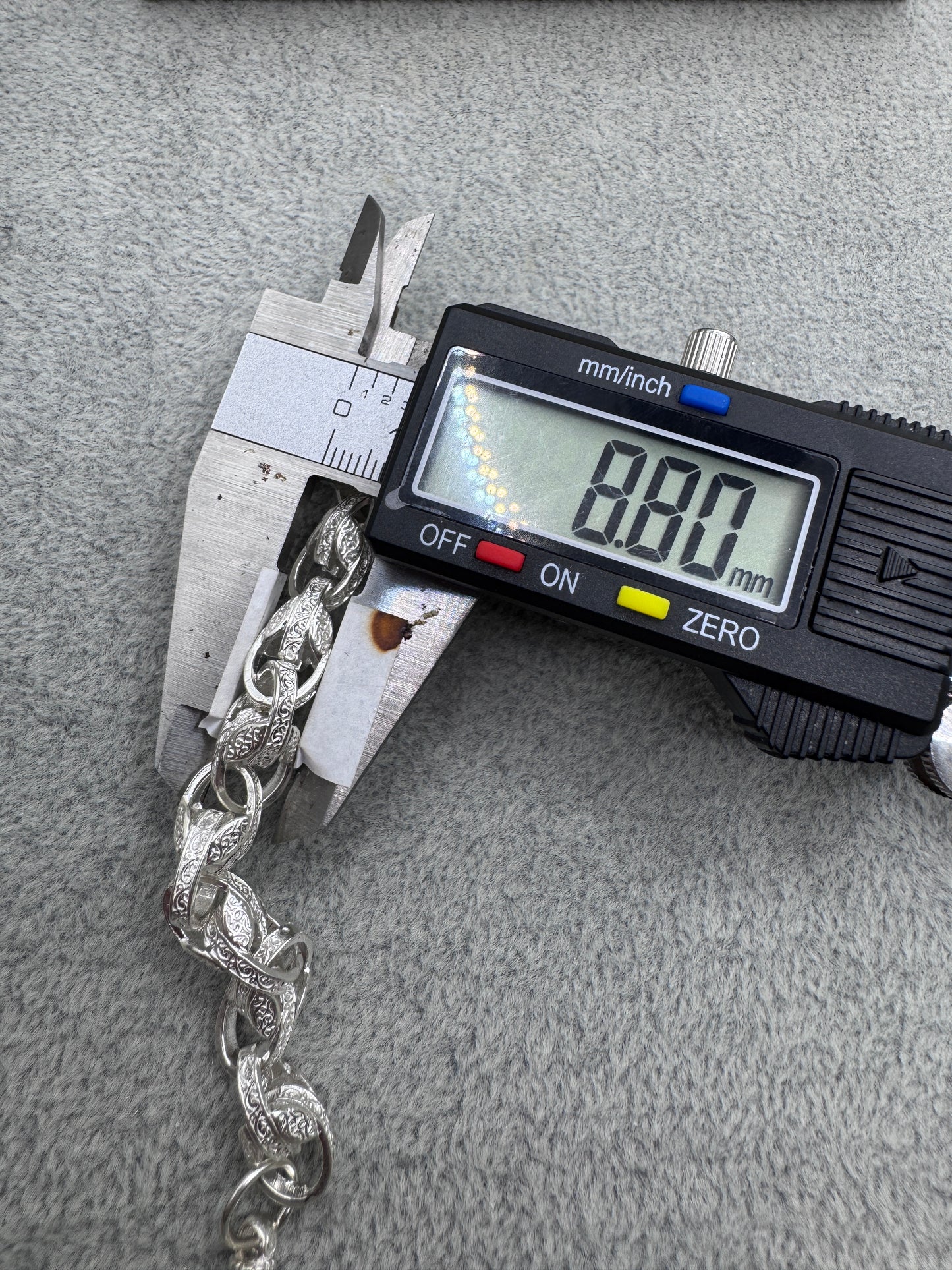 Sterling Silver Patterned Tulip bracelet 8.75mm