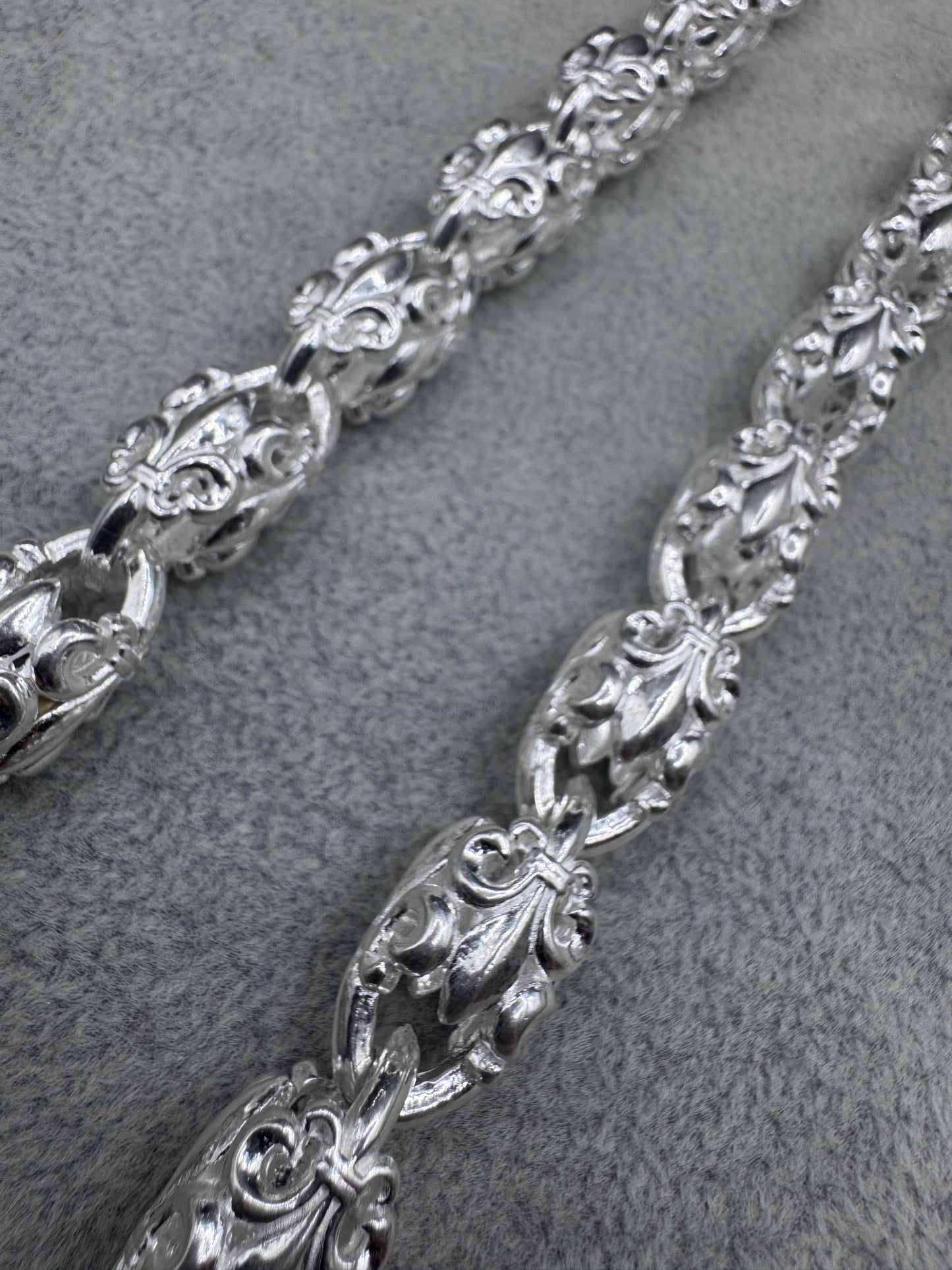 Sterling Silver XL Motif Link Chain Necklace
