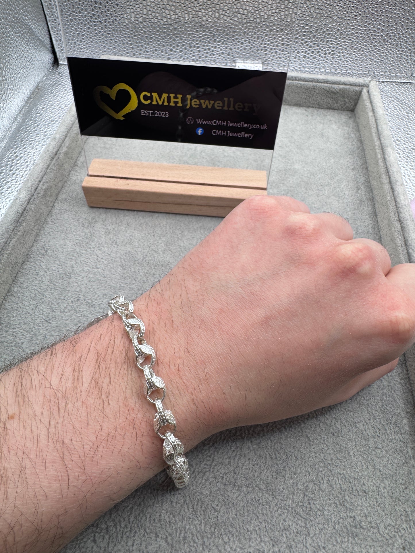 Sterling Silver Patterned Tulip Chain Necklace 7.5mm