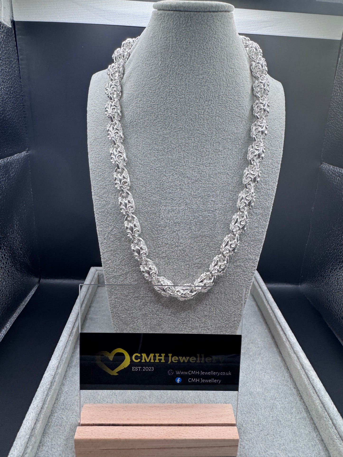 Sterling Silver XL Motif Link Chain Necklace