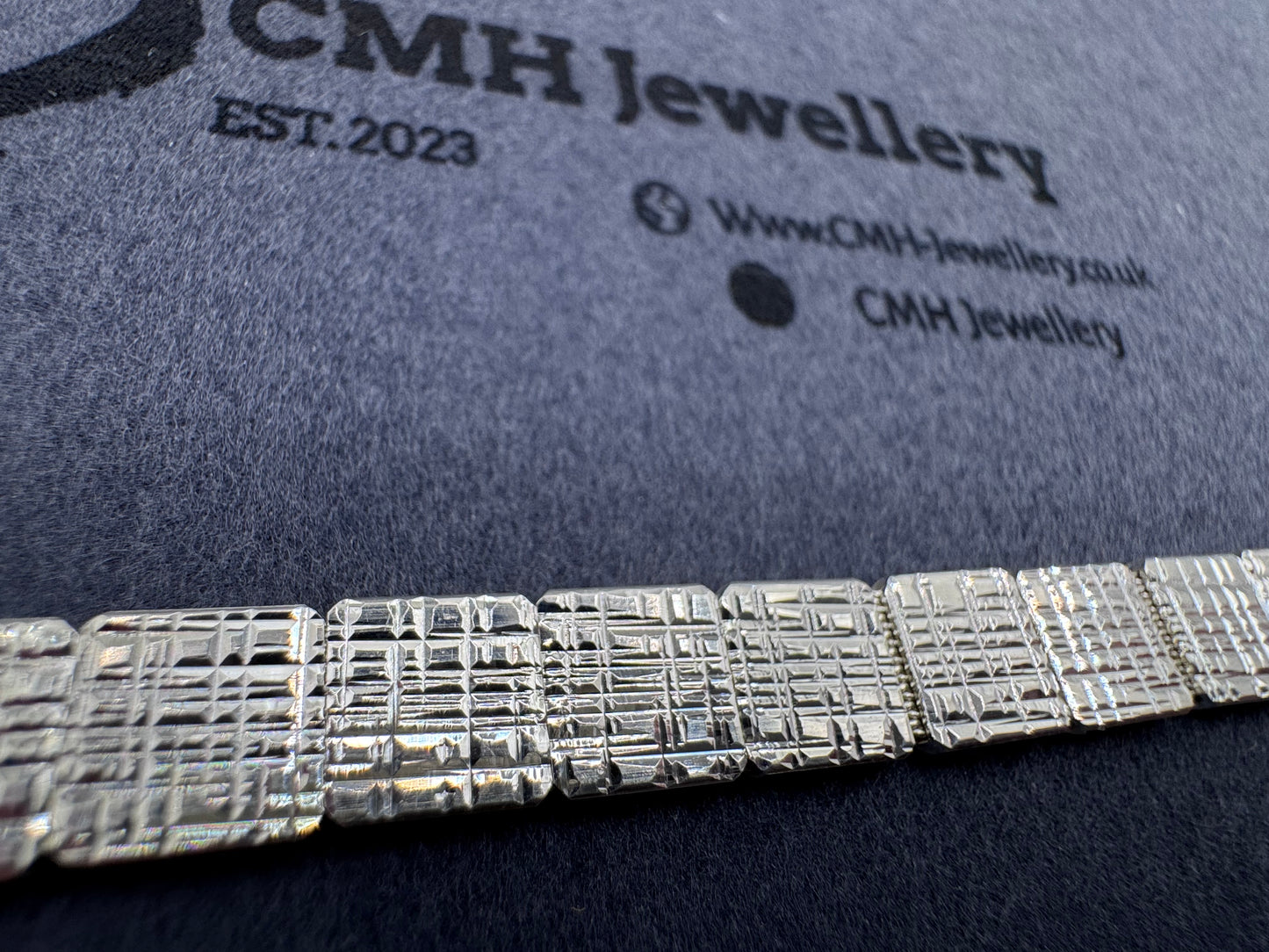 Sterling Silver Bark Textured Strap Link Bracelet – 8mm