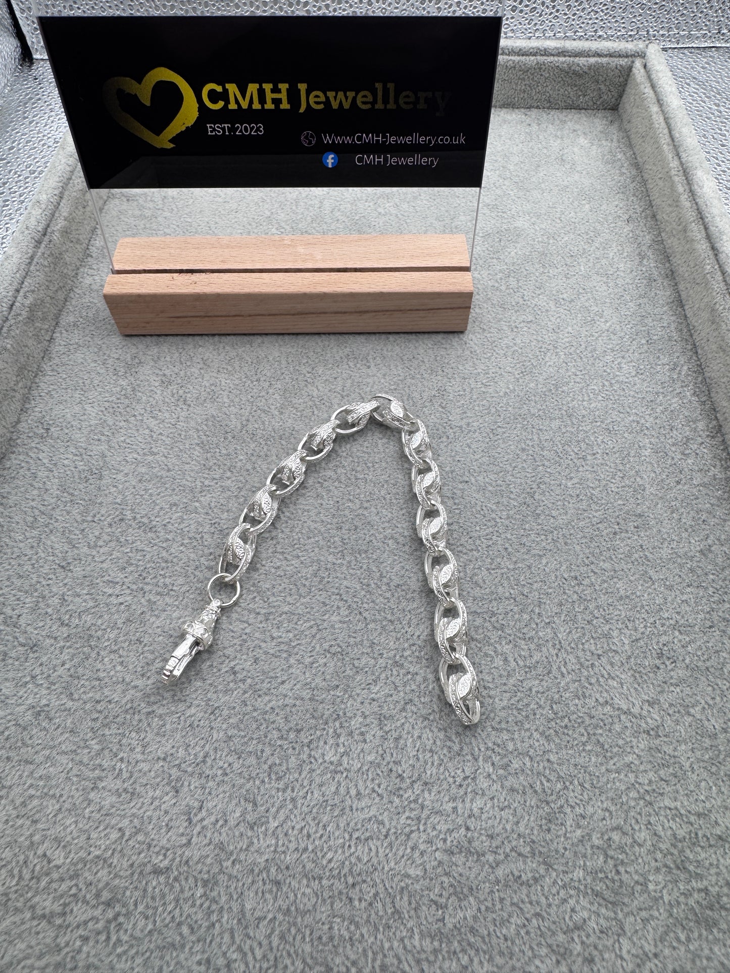 Sterling Silver Patterned Tulip bracelet 8.75mm