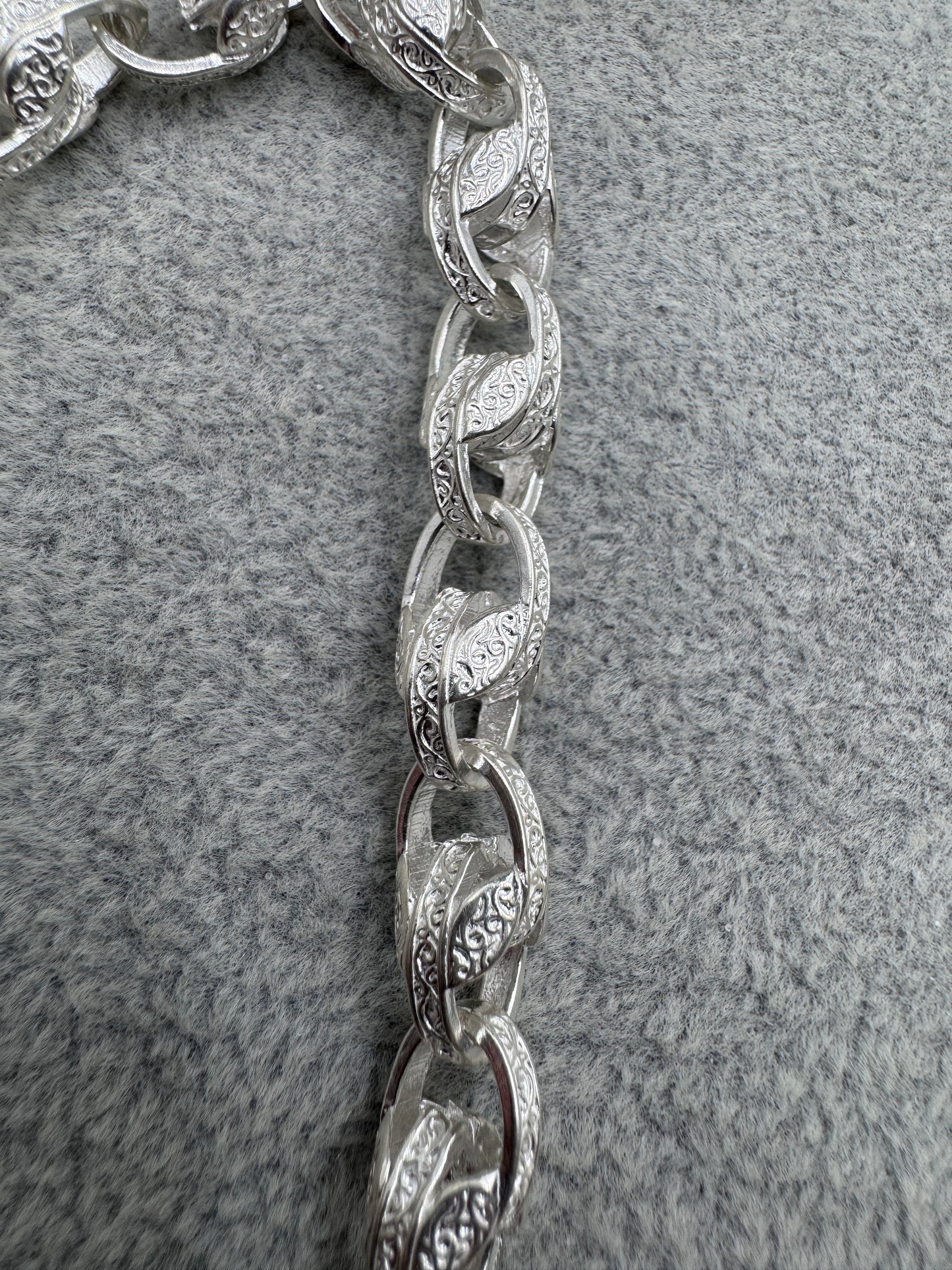 Sterling Silver Patterned Tulip bracelet 8.75mm
