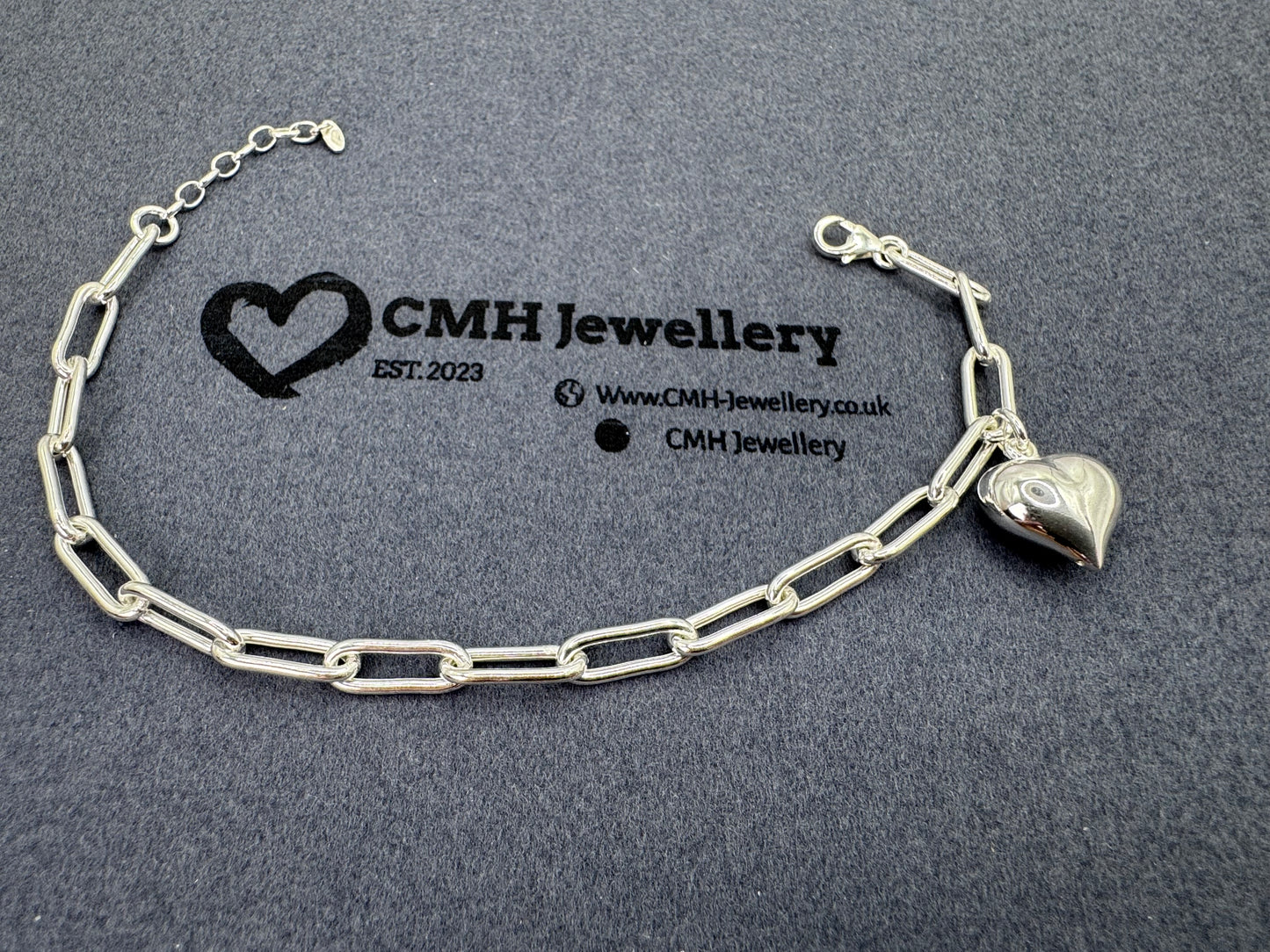 Sterling Silver Ladies Lightweight Paperclip Bracelet w/ Heart Charm