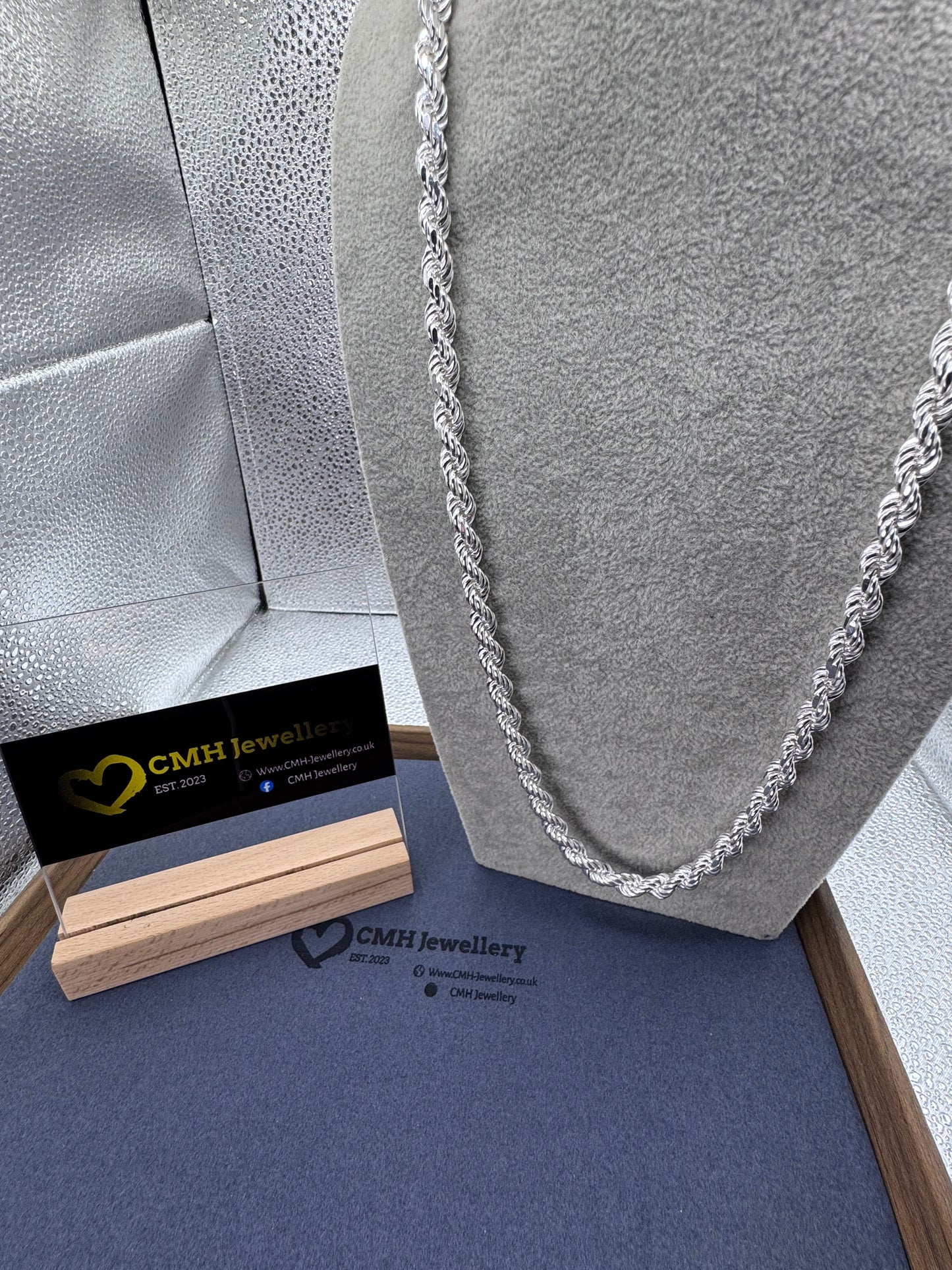 Sterling Silver Large Diamond Cut Rope Chain 8mm
