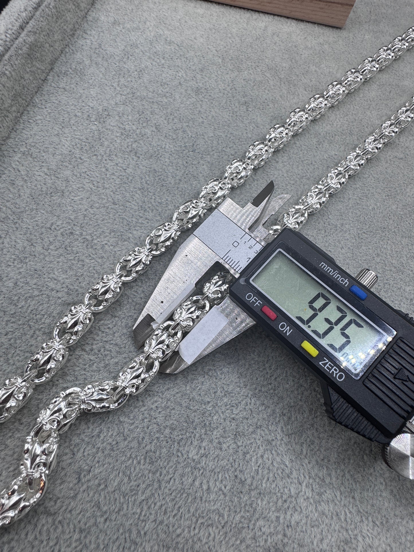 Sterling Silver Large Motif Link Chain Necklace