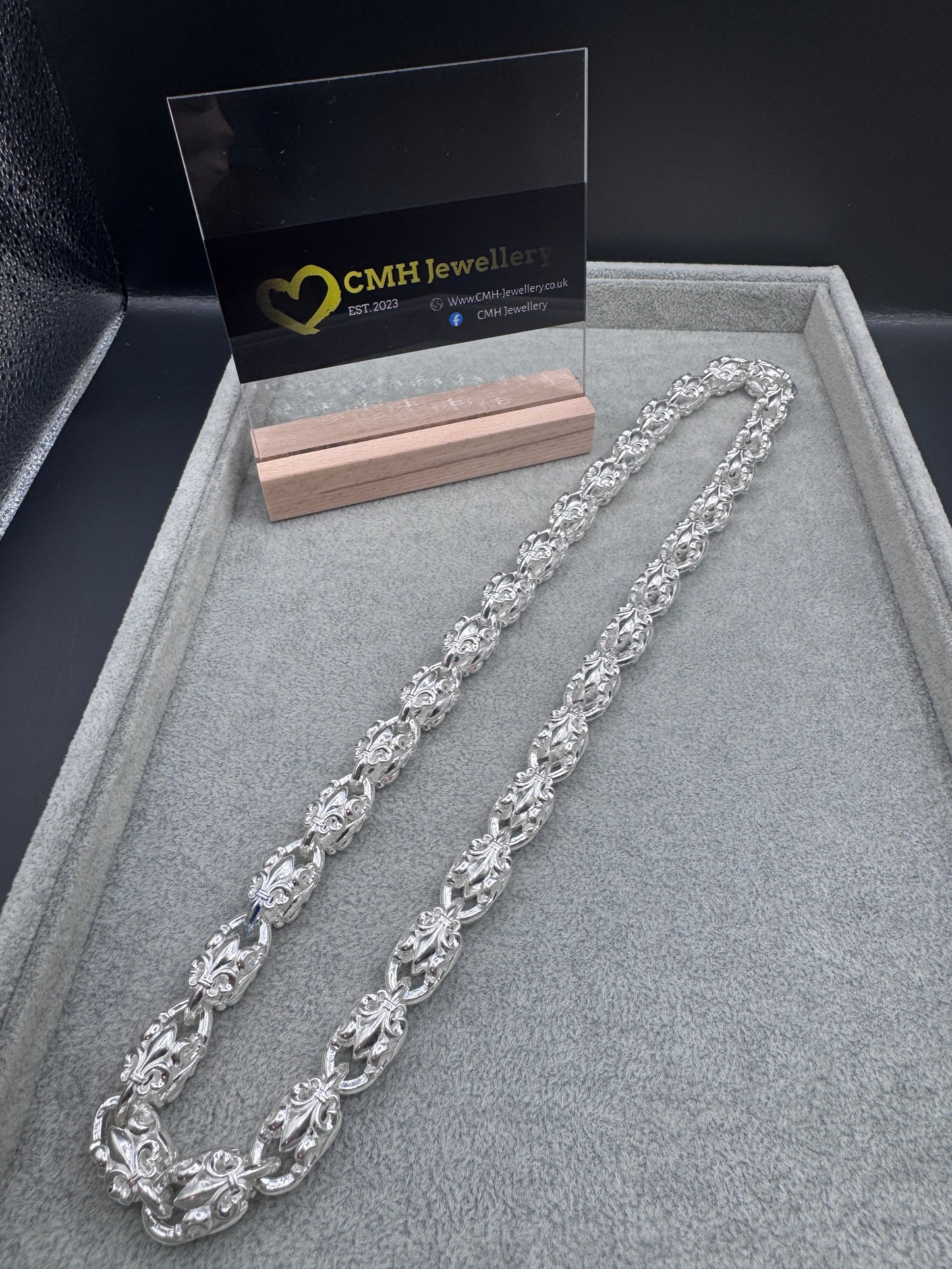 Sterling Silver XL Motif Link Chain Necklace