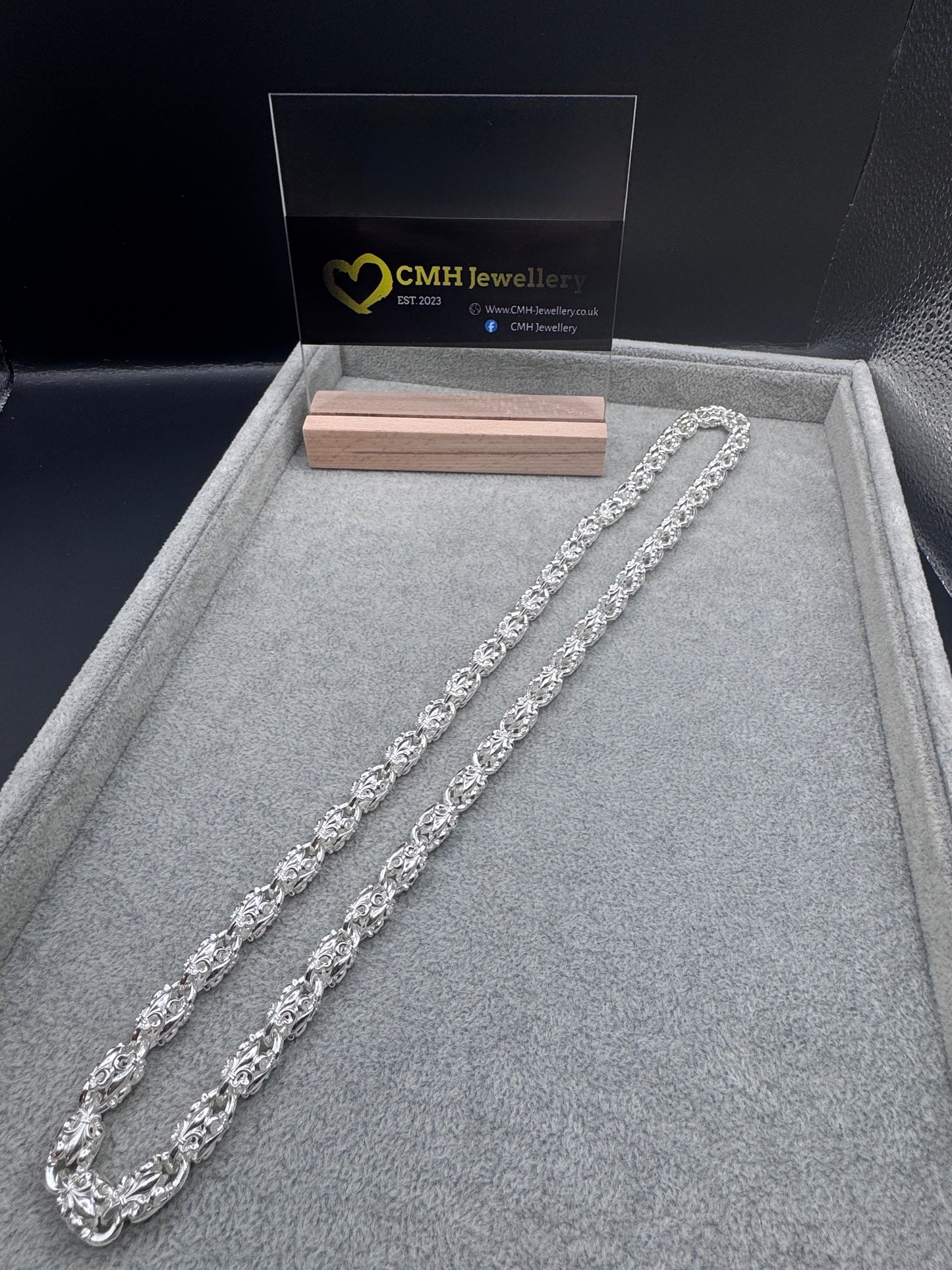 Sterling Silver Large Motif Link Chain Necklace