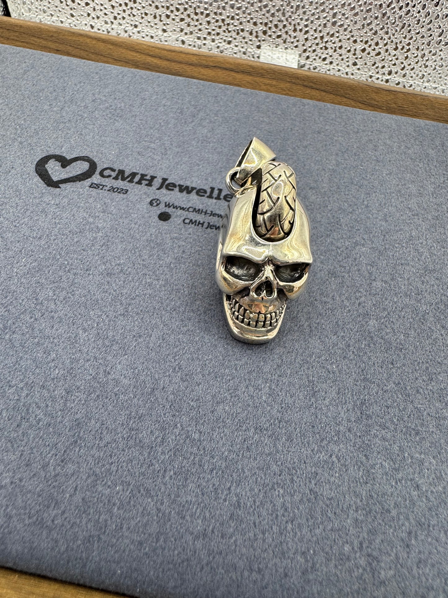 Sterling Silver XL Skull With Movable Mohican Wheel