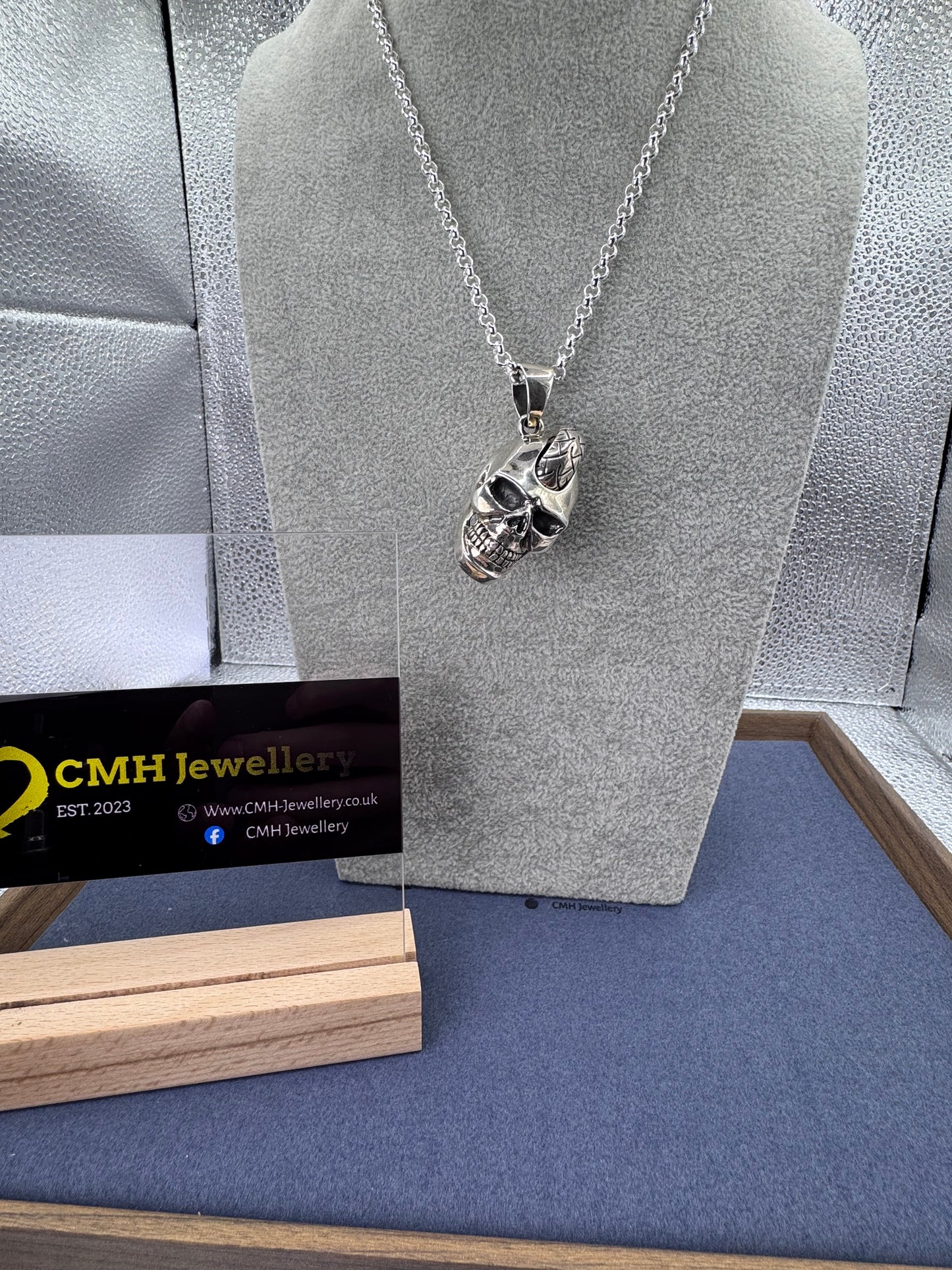 Sterling Silver XL Skull With Movable Mohican Wheel