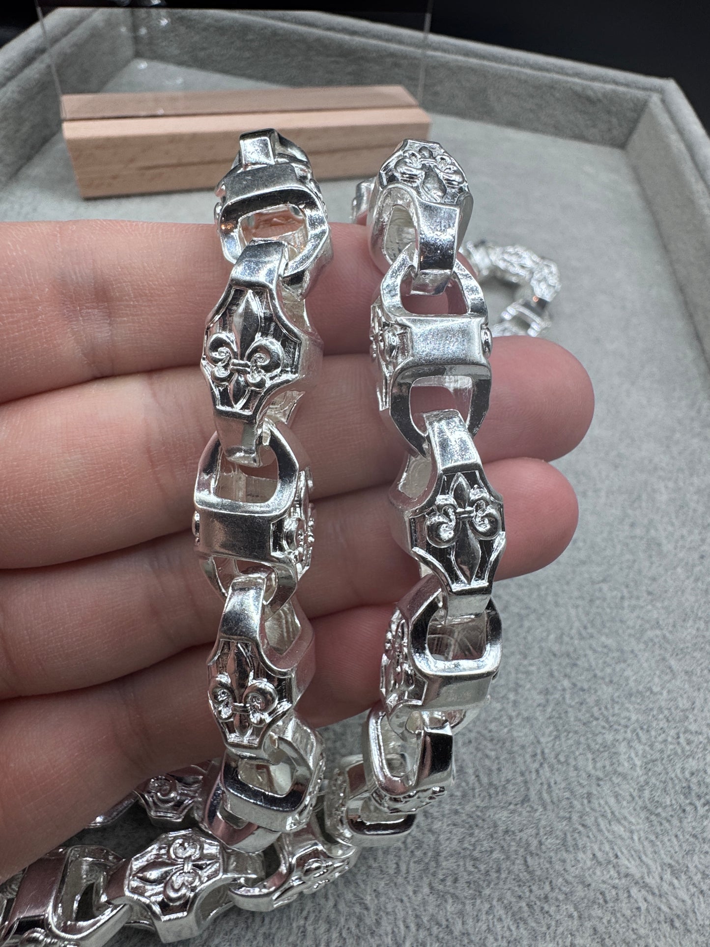 Sterling Silver Large Motif Mariner Chain Necklace